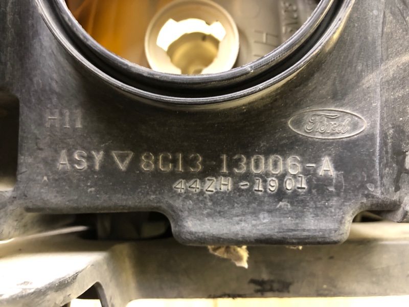 Фара левая TAURUS 07-09