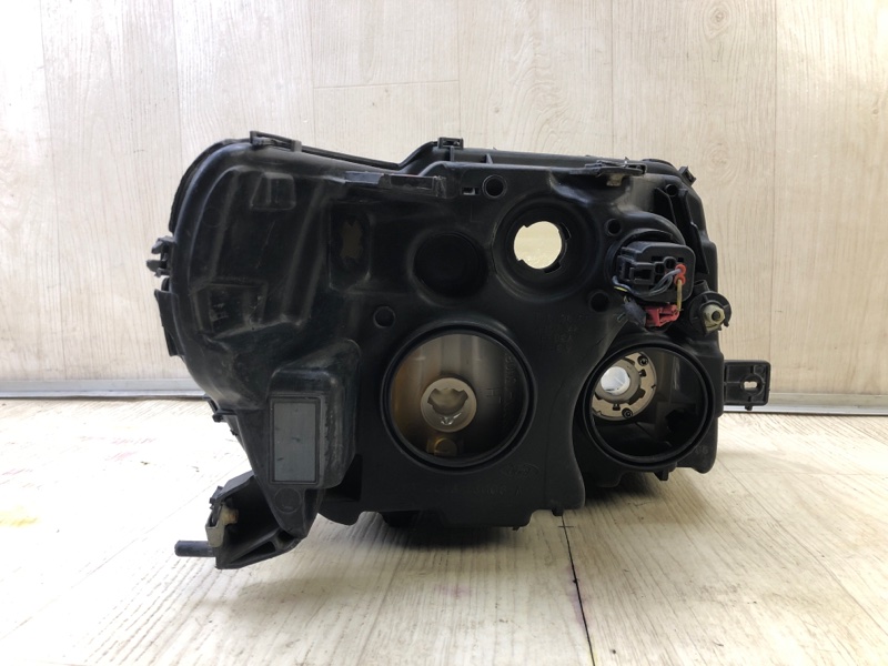 Фара левая FORD TAURUS 07-09