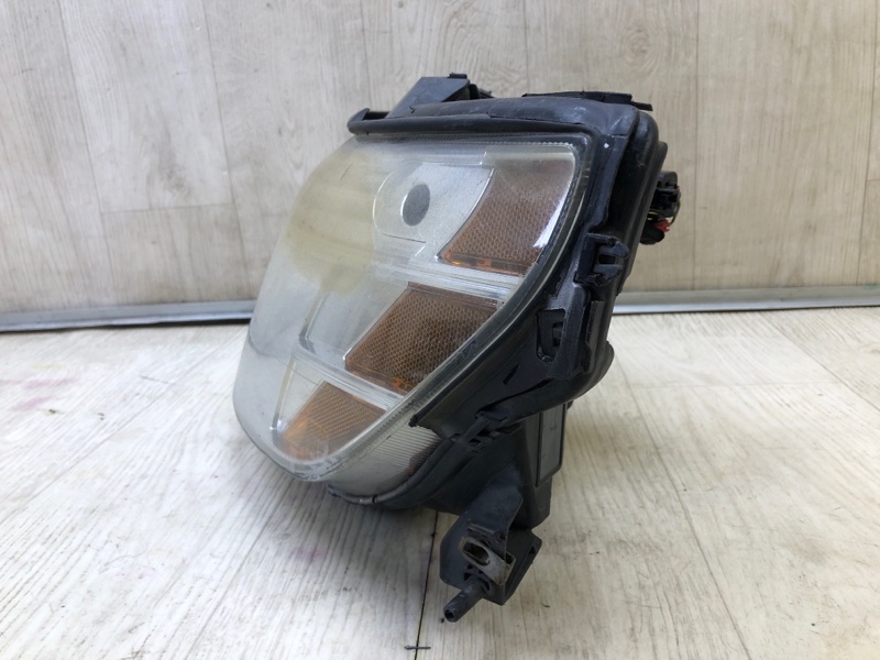 Фара левая TAURUS 07-09