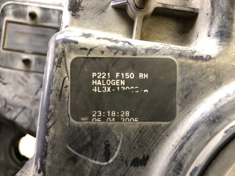 Фара правая F-150 2004–08 Фара правая F-150 2004–08