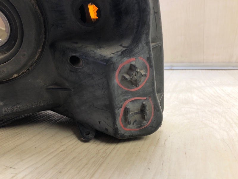 Фара правая F-150 2004–08 Фара правая F-150 2004–08