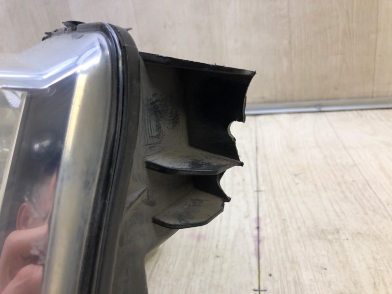 Фара правая F-150 2004–08 Фара правая F-150 2004–08