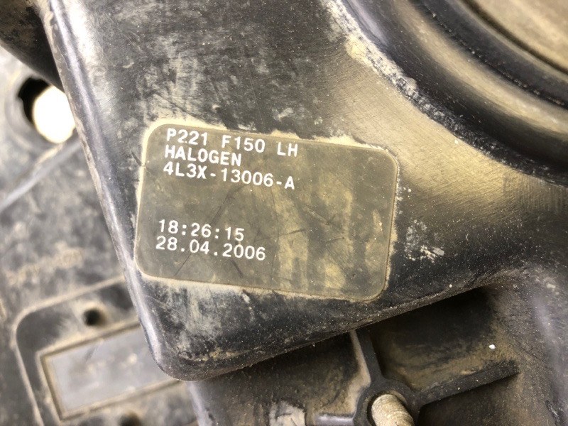 Фара левая F-150 2004–08 Фара левая F-150 2004–08