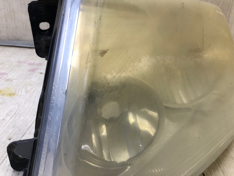 Фара левая F-150 2004–08 Фара левая F-150 2004–08