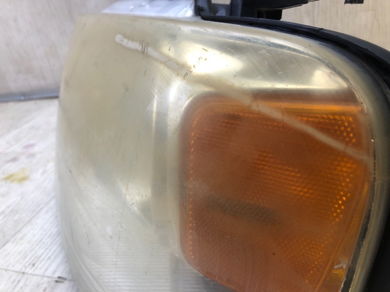 Фара левая F-150 2004–08 Фара левая F-150 2004–08