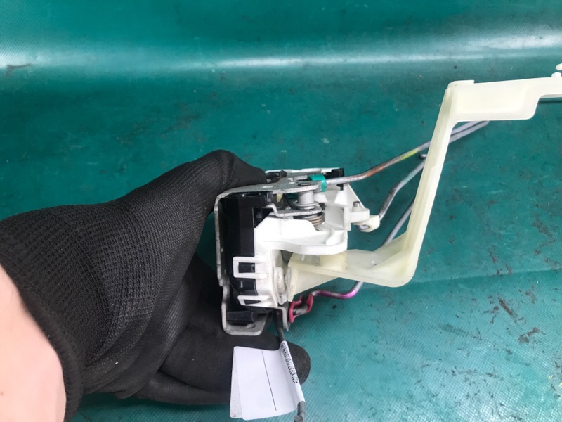 Замок двери передний левый PATRIOT 10-17 2016 2.0 ECN Замок двери передний левый PATRIOT 10-17 2016 2.0 ECN