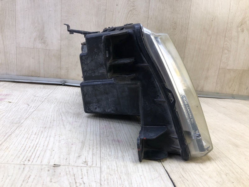 Фара левая F-150 2004–08