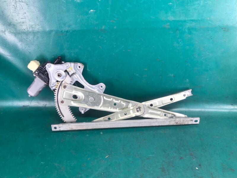 Стеклоподъемник задний правый FX/QX70 S51 08-17 2009 3.5 VQ35HR