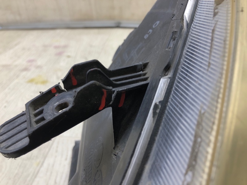 Фара левая ENTOURAGE 06-09