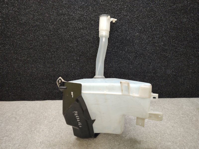 Бачок омывателя LAND CRUISER PRADO 120 02-09 Бачок омывателя LAND CRUISER PRADO 120 02-09