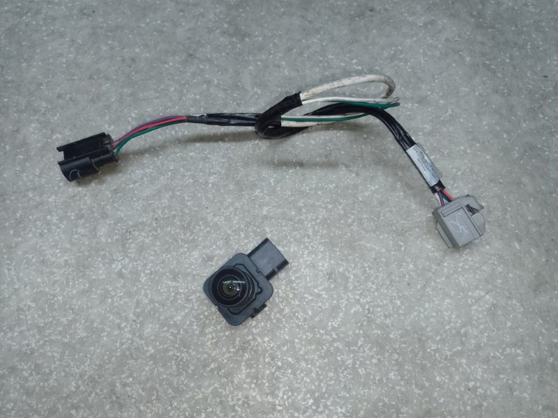 Запчасть камера заднего вида FORD FUSION 14- 2019 C20EDEF HS7Z-19G490-F Б/У Камера заднего вида FORD FUSION 14- 2019 C20EDEF HS7Z-19G490-F Б/У