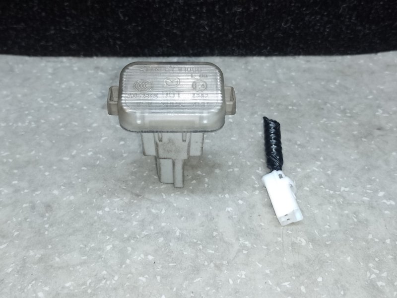 Подсветка номера MAZDA 6 GJ 12- GHK1-51-270B Б/У
