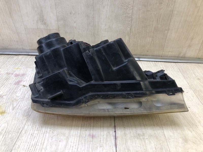 Фара левая SORENTO BL 02-09 2006-2009