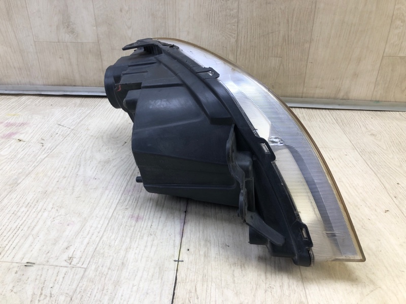 Фара левая KIA SORENTO BL 02-09