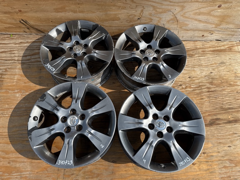 Запчасть диск r19 TOYOTA SIENNA 11-16 2015 3.5 2GR-FE 4261A08010 Б/У Диск R19 TOYOTA SIENNA 11-16 2015 3.5 2GR-FE 4261A08010 Б/У