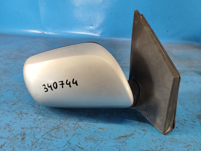 Зеркало правое TOYOTA COROLLA 150 06-13 87910-12B50 Б/У