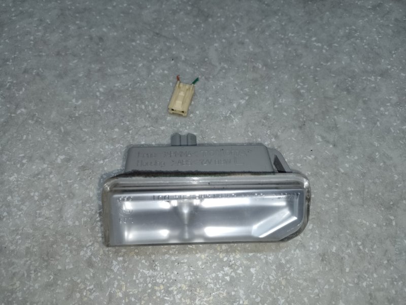 Запчасть подсветка номера левая LEXUS ES350 06-12 2007 3.5 2GR-FE 81690-53010 Б/У Подсветка номера левая LEXUS ES350 06-12 2007 3.5 2GR-FE 81690-53010 Б/У