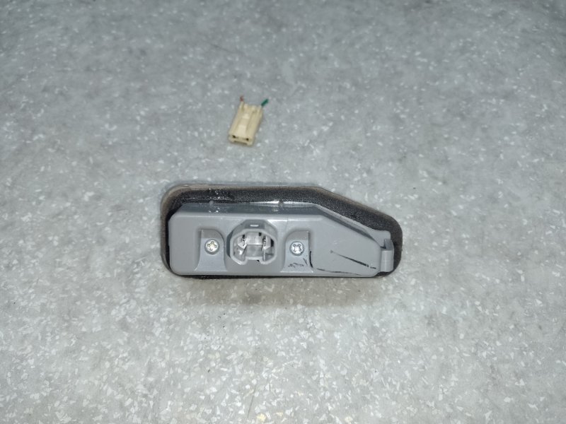 Подсветка номера левая LEXUS ES350 06-12 3.5 2GR-FE Подсветка номера левая LEXUS ES350 06-12 3.5 2GR-FE