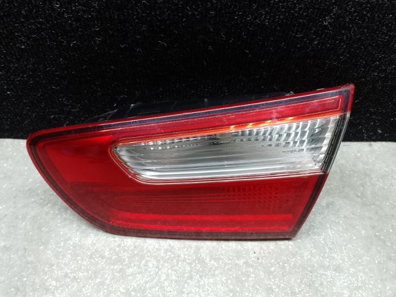 Фонарь внутренний правый KIA RIO UB 2011-2017 92404-1W000 Б/У