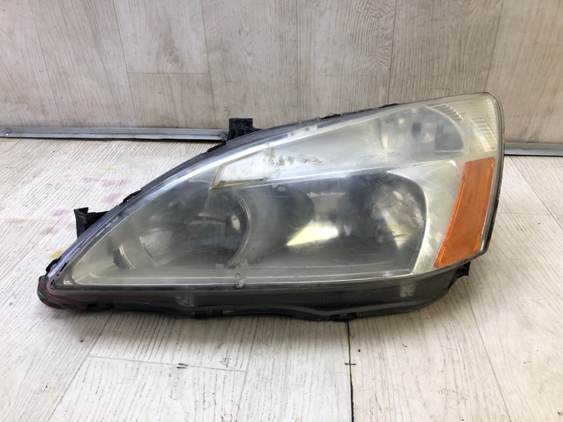 Запчасть фара левая HONDA ACCORD COUPE 03-07 33151-SDA-A01 Б/У Фара левая HONDA ACCORD COUPE 03-07 33151-SDA-A01 Б/У
