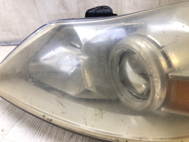 Фара левая GENESIS SEDAN 08-13