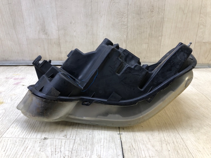 Фара правая EXPLORER 05-10 Фара правая EXPLORER 05-10