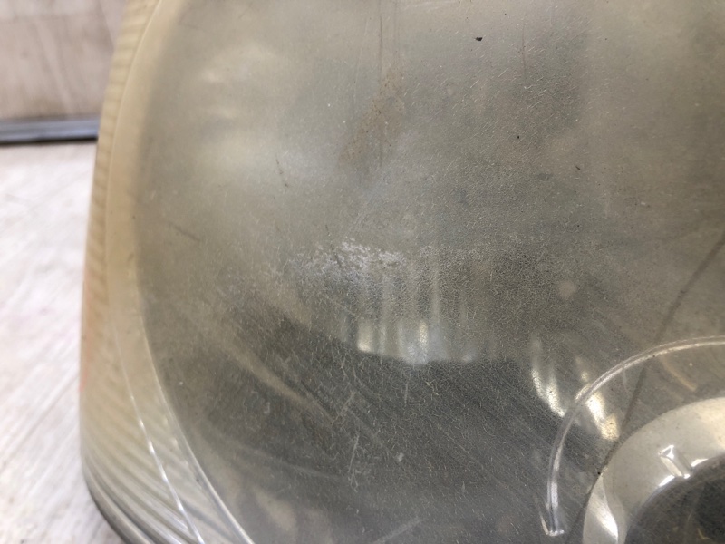 Фара правая EXPLORER 05-10 Фара правая EXPLORER 05-10