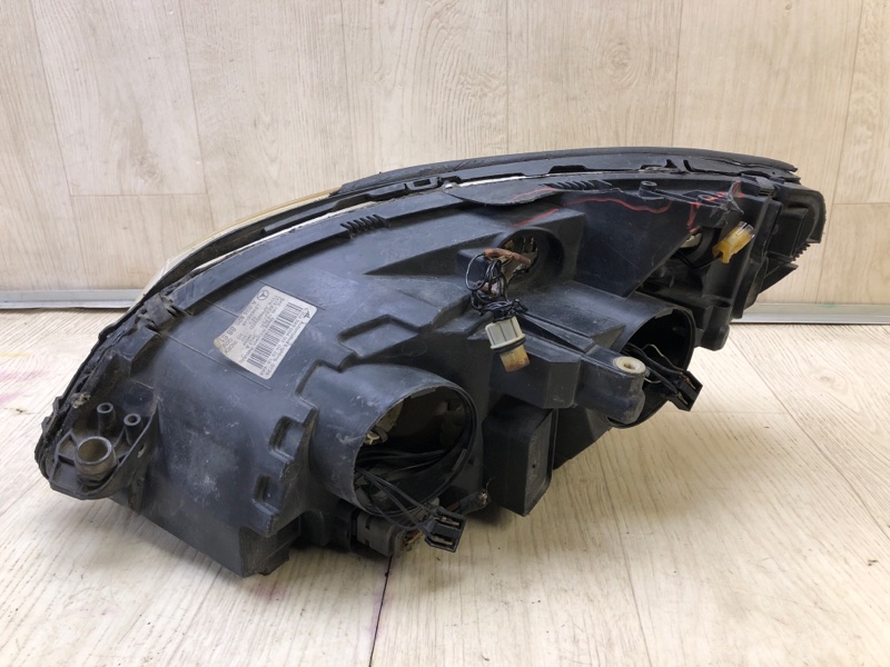 Фара правая C-CLASS W204 07-14