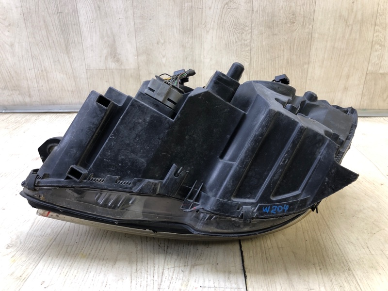 Фара правая C-CLASS W204 07-14