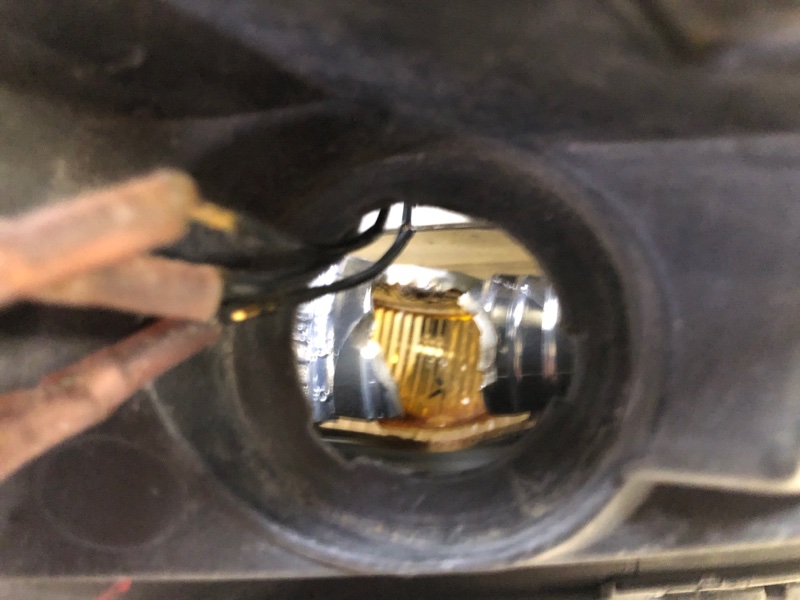 Фара правая C-CLASS W204 07-14