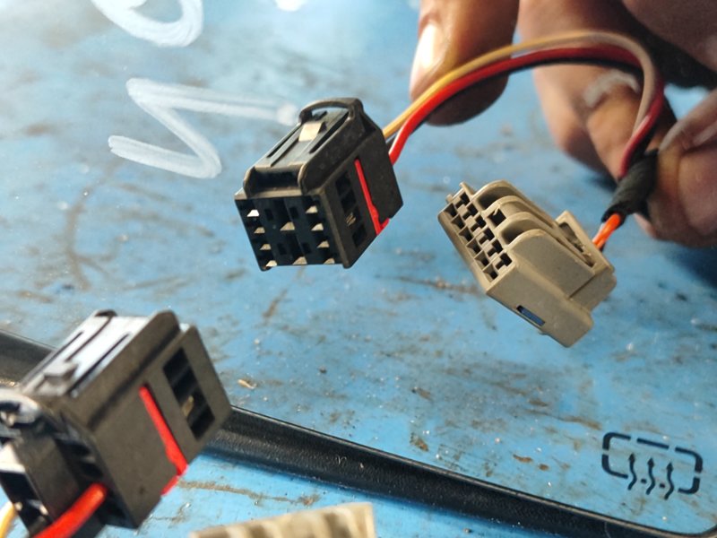 Зеркало левое COMPASS 17-21 2018 2.4 EDD Зеркало левое COMPASS 17-21 2018 2.4 EDD