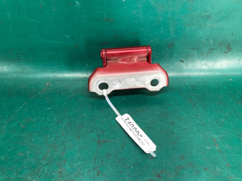 Петля крышки багажника задняя NX 14-21 2021 8ARFTS 2.0TURBO