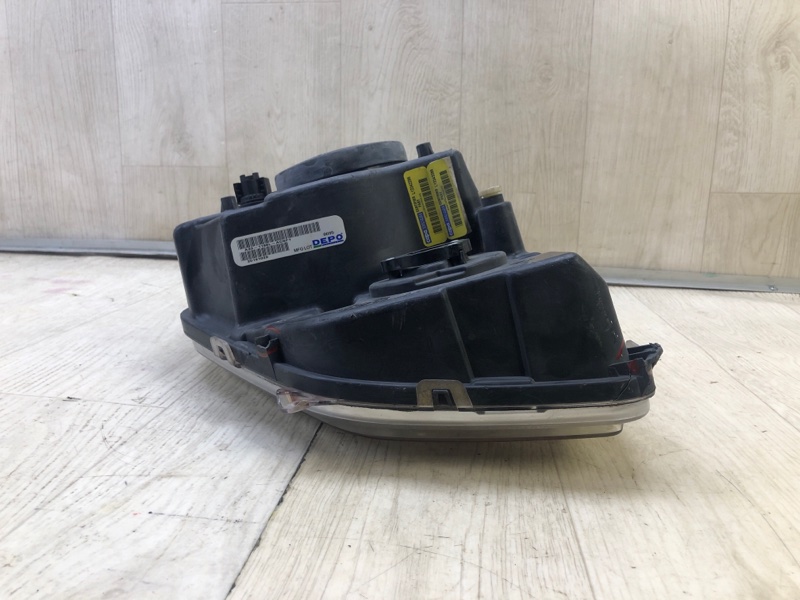 Фара левая LIBERTY 07-12 KK