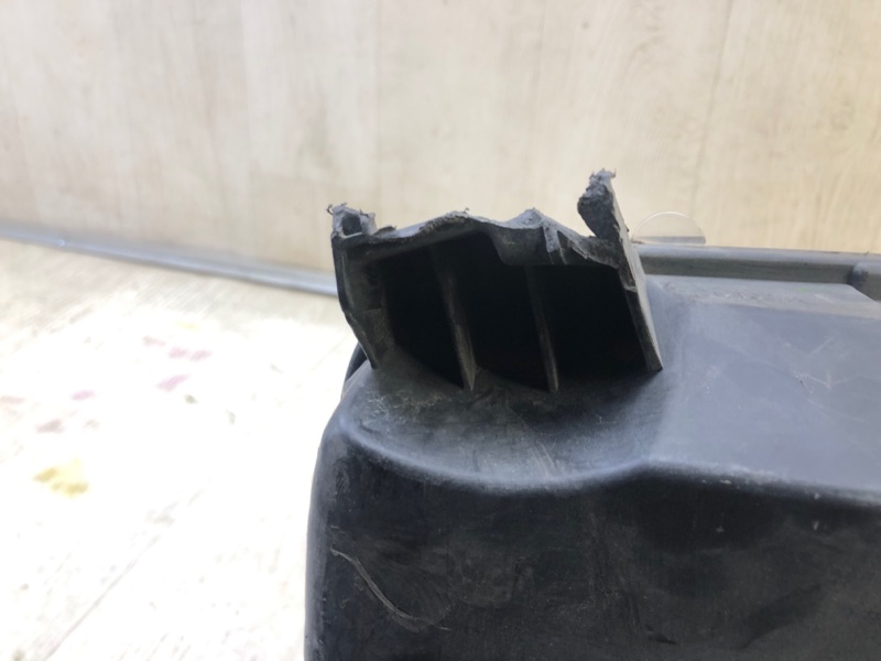 Фара левая LIBERTY 07-12 KK