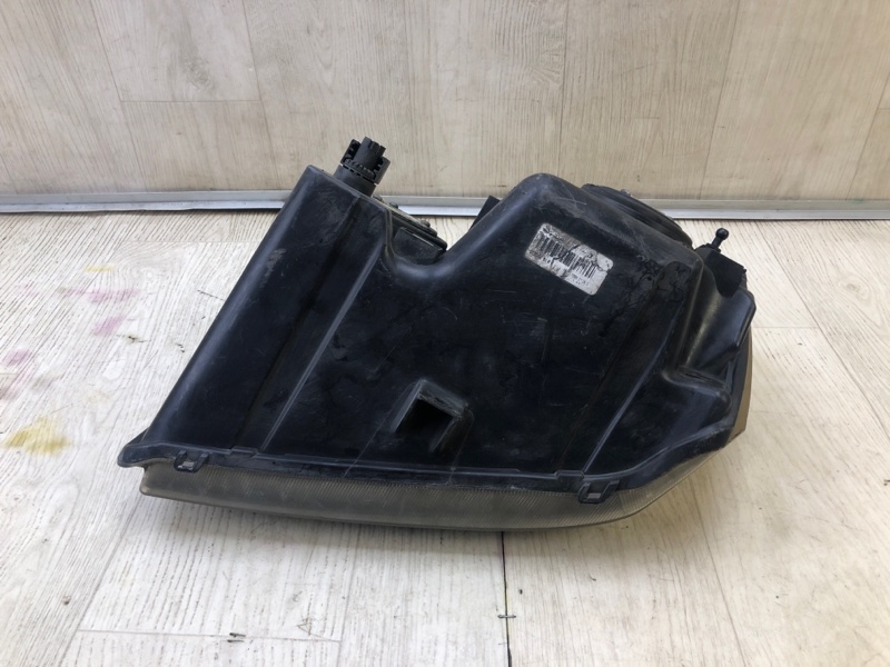 Фара правая MAGNUM 03-08