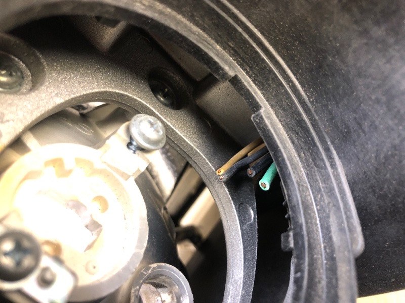 Фара правая CARENS/RONDO 06-12