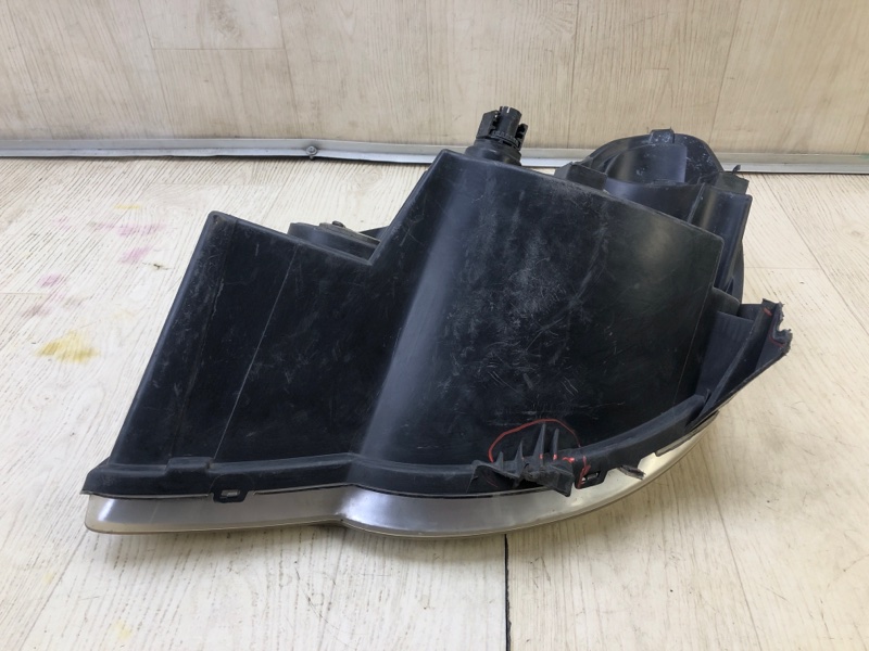 Фара правая SEBRING 06-10