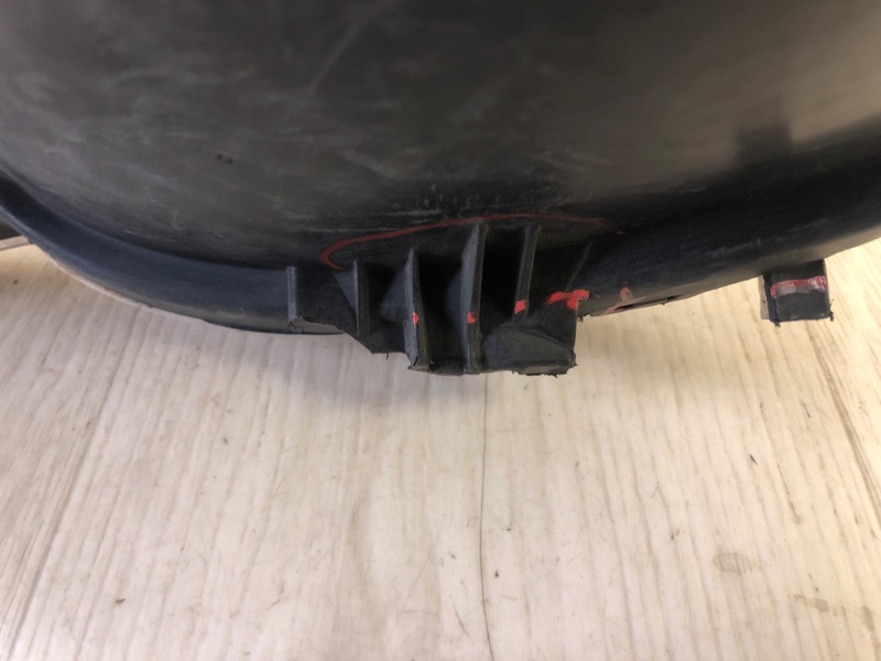 Фара правая SEBRING 06-10