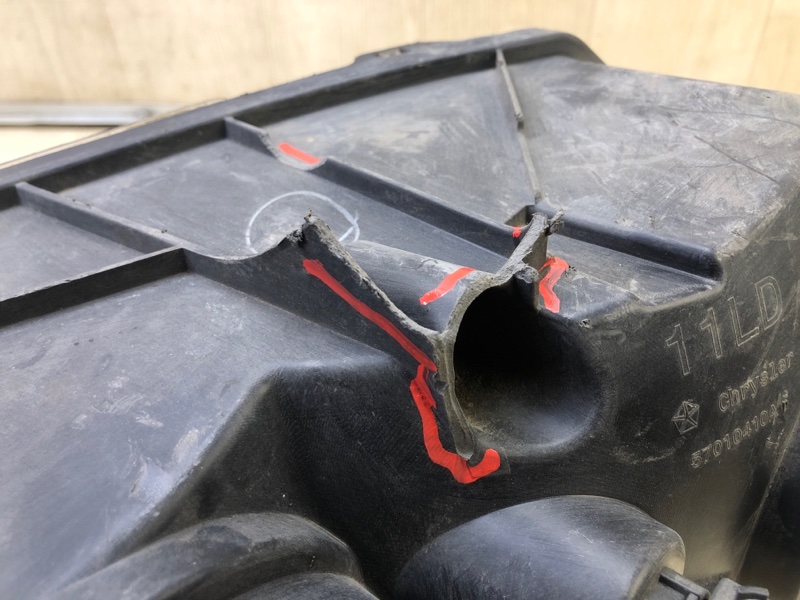 Фара правая CHARGER 11-15 Фара правая CHARGER 11-15