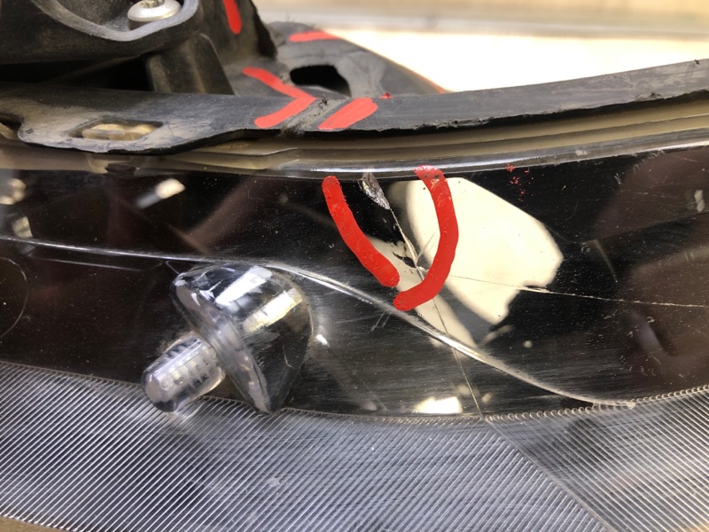 Фара правая CHARGER 11-15 Фара правая CHARGER 11-15