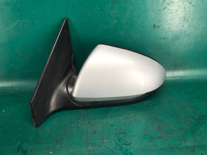 Зеркало переднее левое HYUNDAI ELANTRA AD 16-