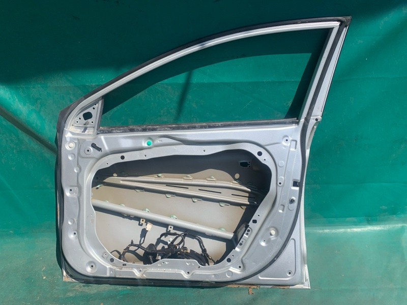 Дверь передняя правая HYUNDAI ELANTRA AD 16-