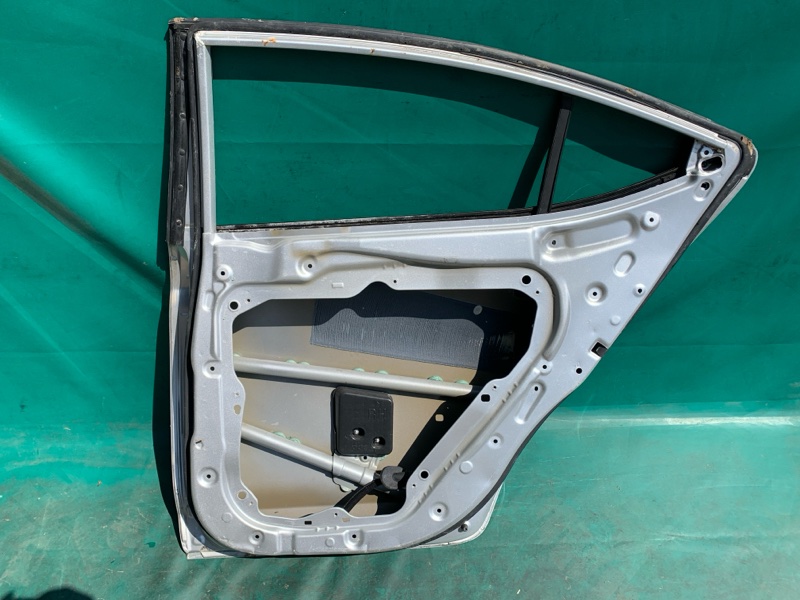 Дверь задняя правая ELANTRA AD 16- 2017