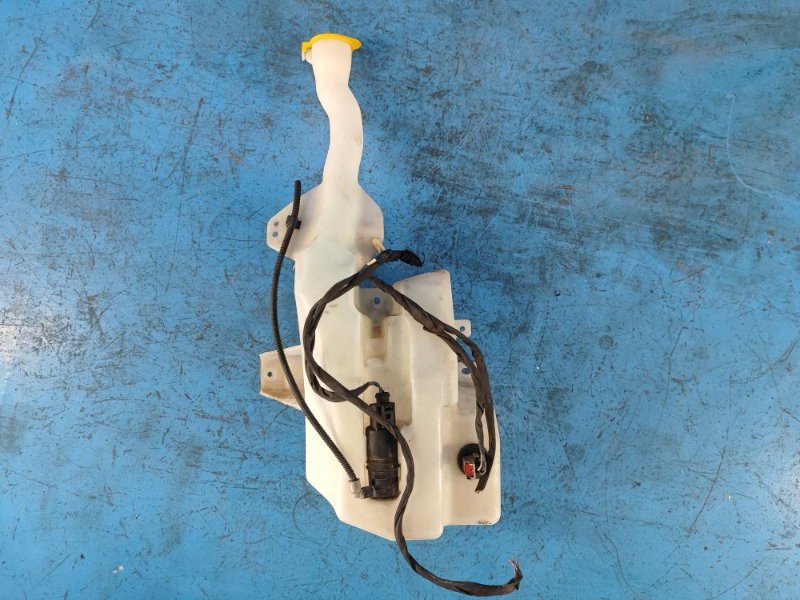 Бачок омывателя MUSTANG 15-