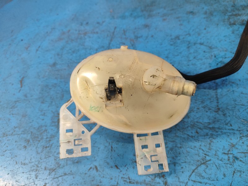 Бачок расширительный JEEP COMPASS 17-21 2.4 EDD Бачок расширительный JEEP COMPASS 17-21 2.4 EDD