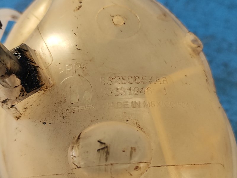 Бачок расширительный COMPASS 17-21 2018 2.4 EDD Бачок расширительный COMPASS 17-21 2018 2.4 EDD