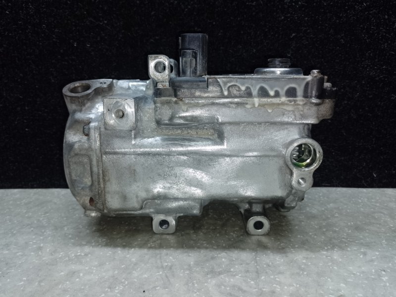 Компрессор кондиционера TOYOTA CAMRY 40 06-11 2009 2.4 2AZFXE 88370-30021 Б/У