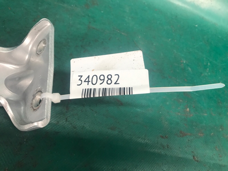 Петля двери верхняя задняя левая ELANTRA AD 16- 2017