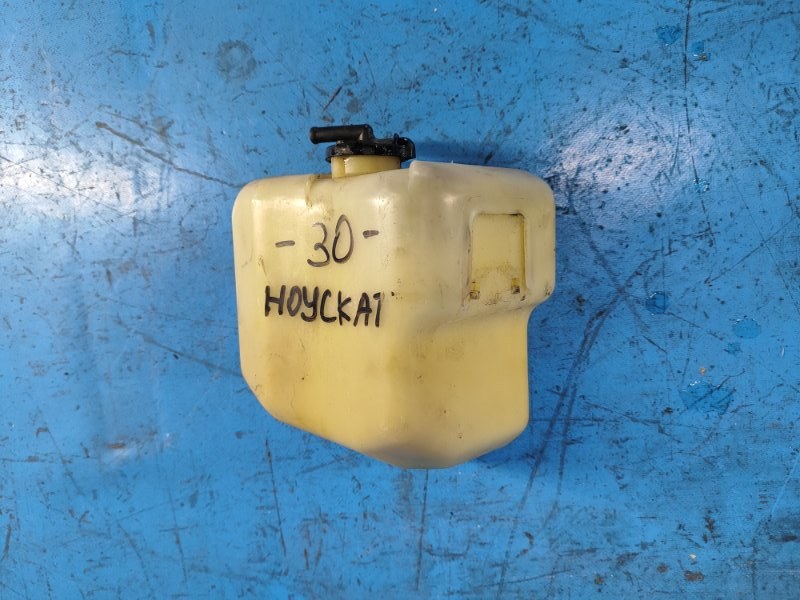 Бачок расширительный CAMRY 30 02-06 Бачок расширительный CAMRY 30 02-06