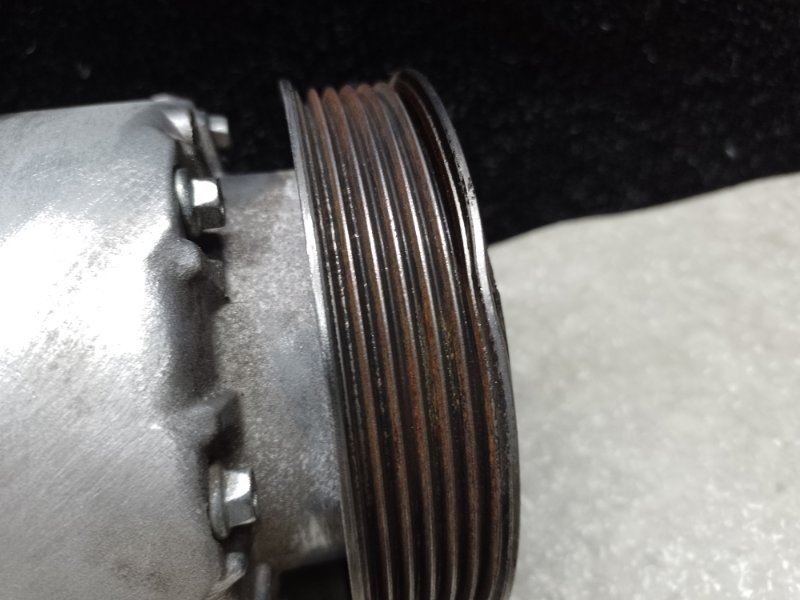 Компрессор кондиционера KIA SORENTO UM 14- 2.4 G4KJ Компрессор кондиционера KIA SORENTO UM 14- 2.4 G4KJ